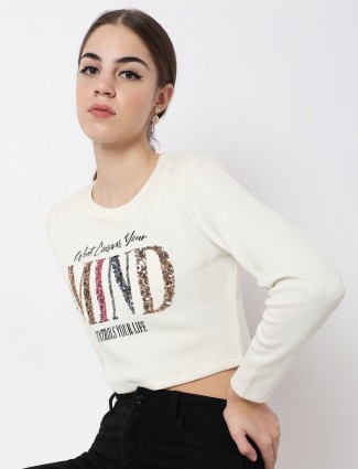 Deal cream knitted printed crop top