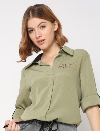Deal olive polyester printed top