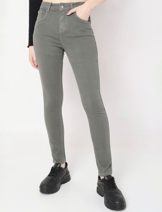 Deal olive solid jeans