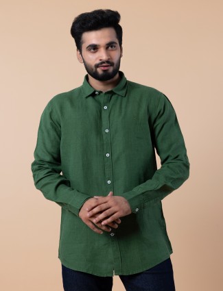 Frio plain linen shirt in dark green