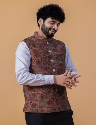 Printed brown waistcoat in silk