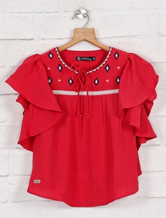 Red cotton top for girls in cotton