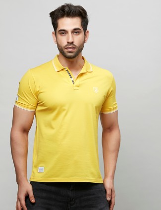 River Blue lemon yellow solid t-shirt