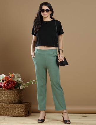 Sage green plain pant in cotton for casual look
