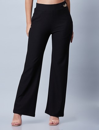 Stylish plain black pant