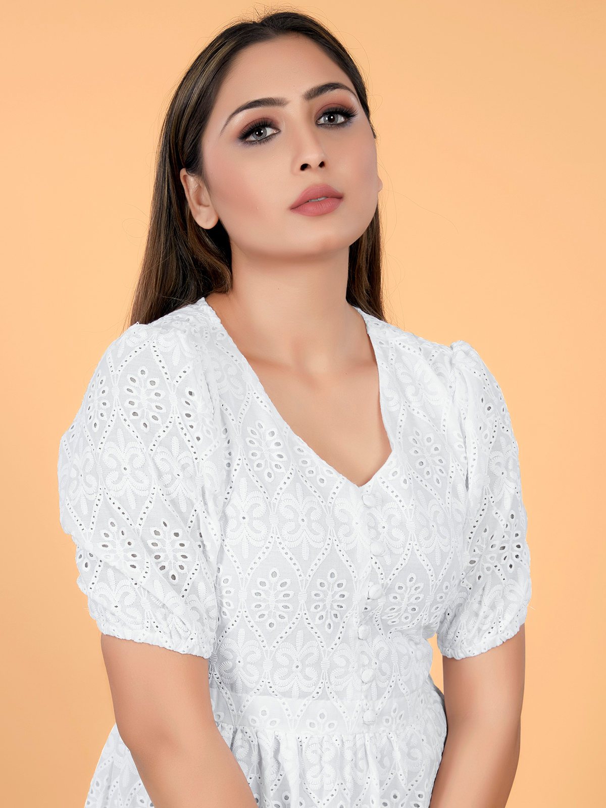 White chikan kurti neck design clearance
