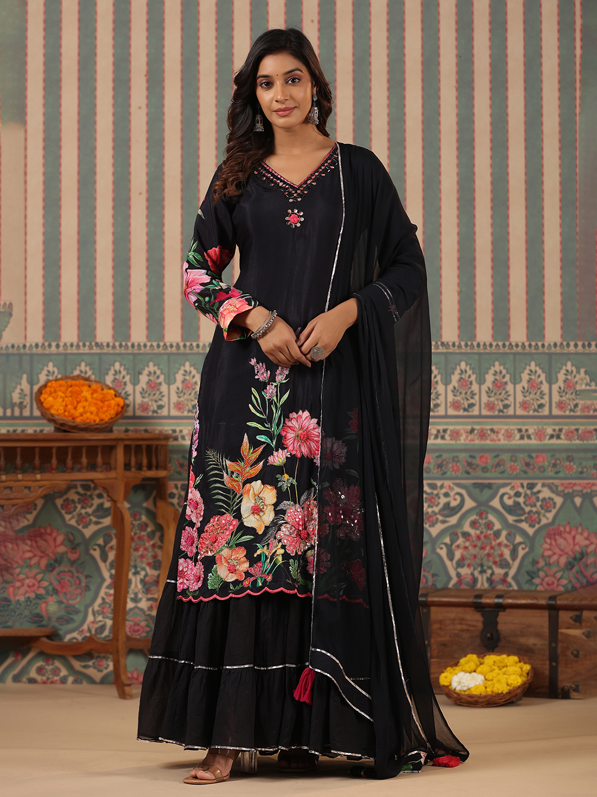 Women Black Floral Printed Pleated Kurti with Trousers | Pleated maxi  dress, Embellished gown, Partywear