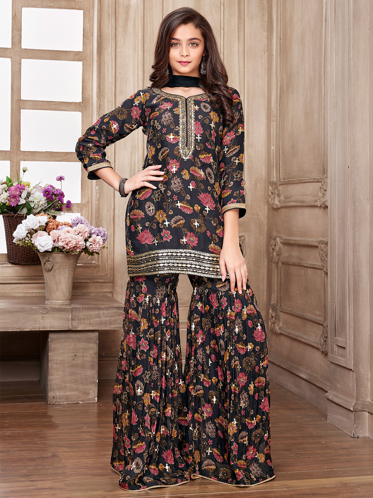 Black Georgette Sharara Suits, For Party Wear, Size: Free Size at Rs  2500/piece in Kolkata