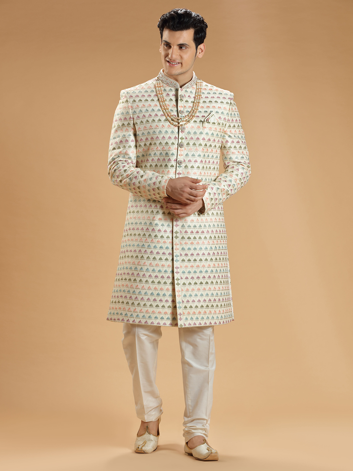 Cream colour outlet sherwani