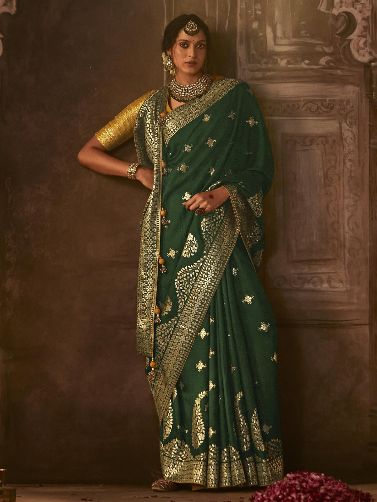 Dark green silk saree with patola print - G3-WSA54500 | G3fashion.com