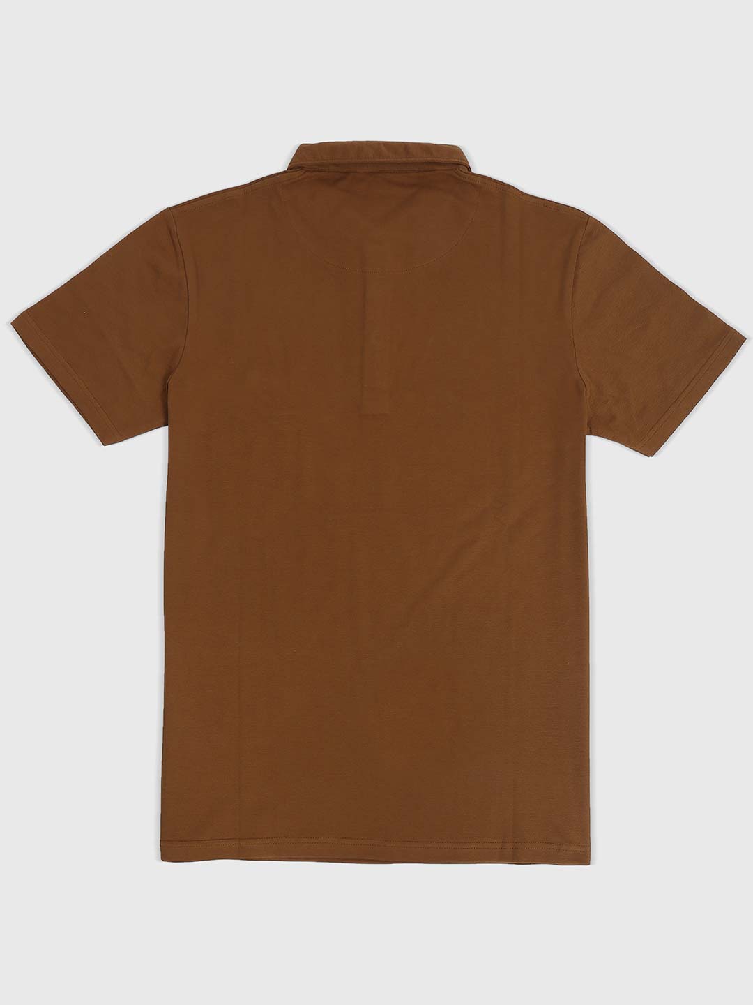 brown t shirt