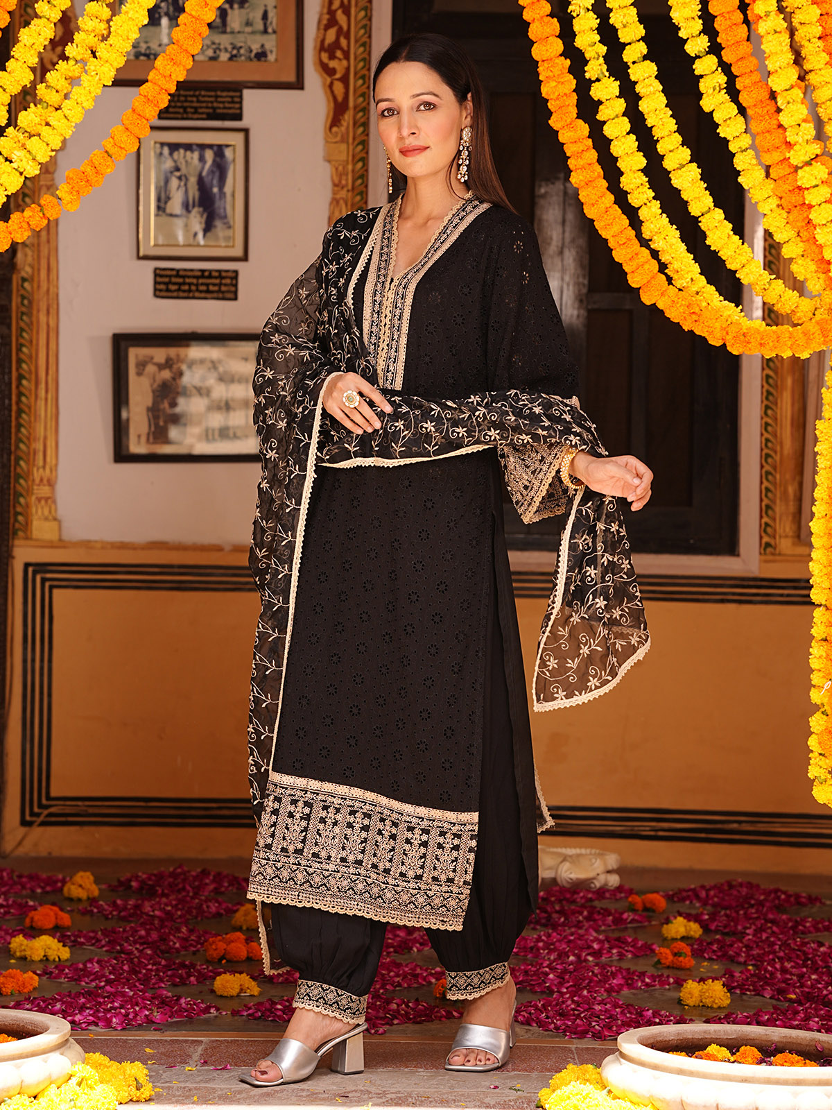 Buy Fabindia Black Cotton Straight Kurta for Women Online @ Tata CLiQ