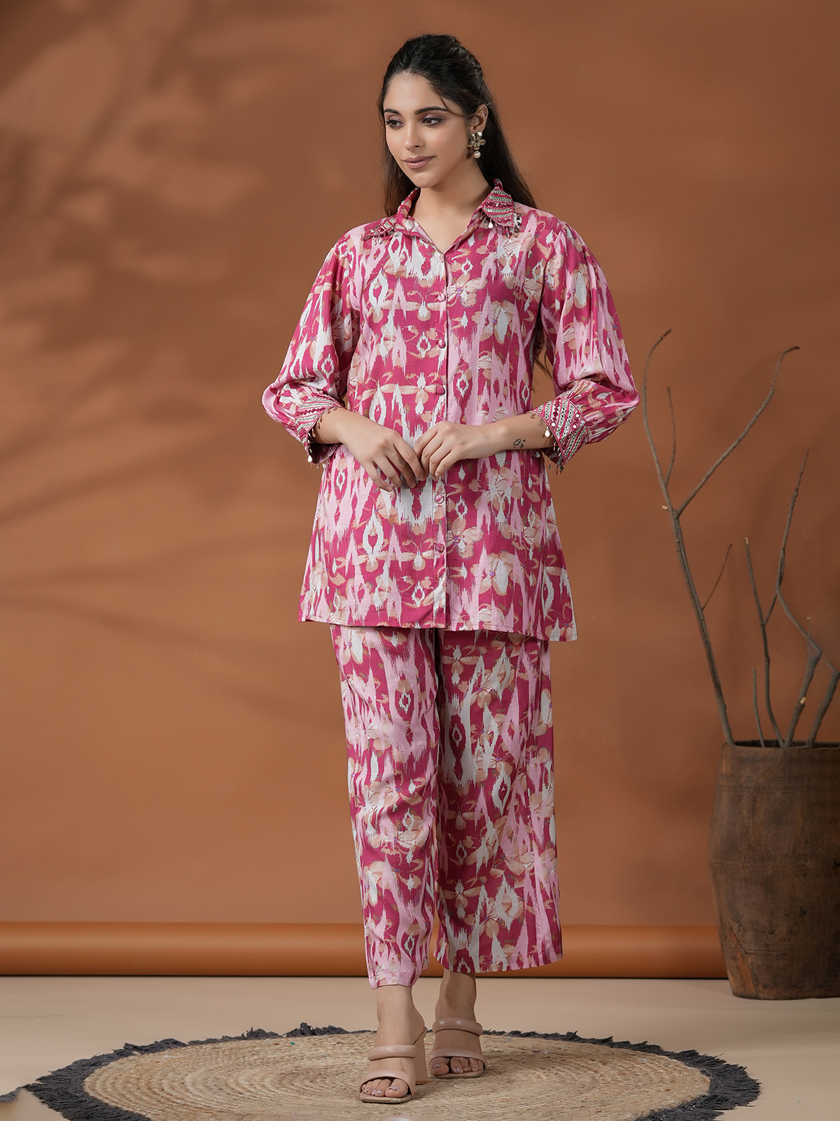 https://1099554485.rsc.cdn77.org/upload/products/latest_dark_pink_cotton_co_ord_set_1687605002as2696890_1.jpg