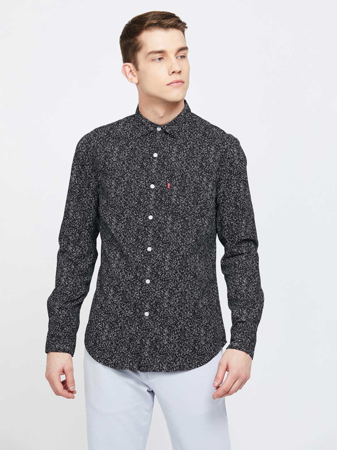 levis black shirt price