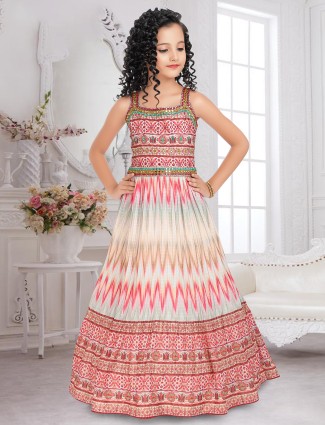 Amazing off white georgette gown for wedding event