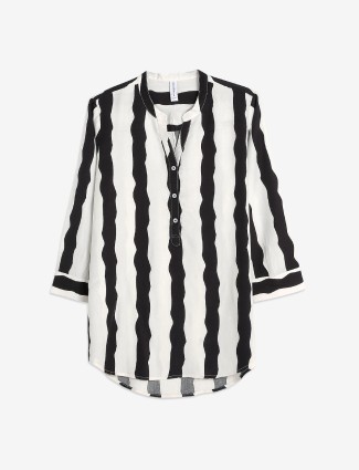 Crimsoune Club black and white stripe top