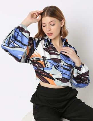 Deal white and blue printed satin crop top