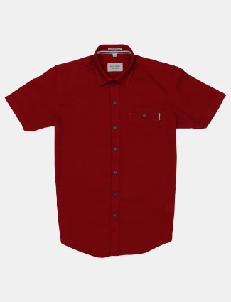 EQIQ solid red casual fit shirt for men
