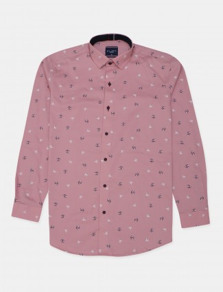 Flirt printed style pink slim-fit shirt for men