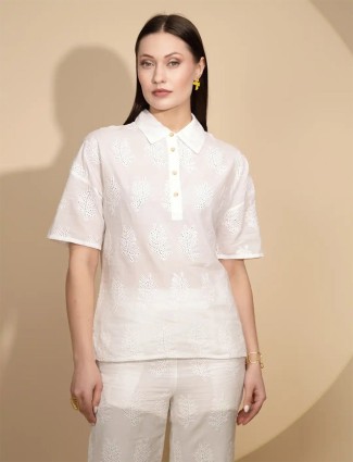 GLOBAL REPUBLIC white embroidery cotton top