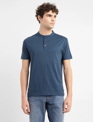 LEVIS blue plain casual t-shirt