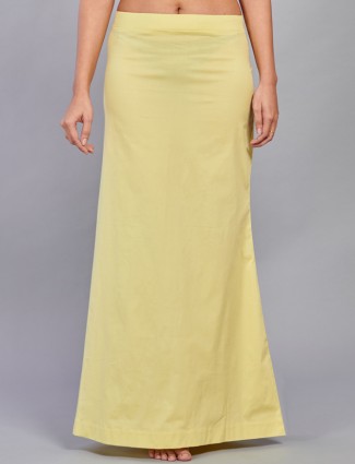 Light yellow plain saree shapewear