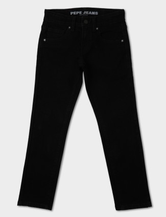 Pepe Jeans solid black boys jeans