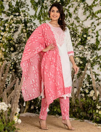 Pink and white cotton printed kurti set