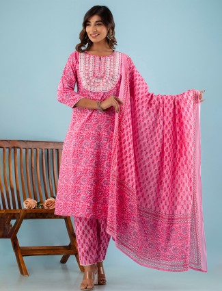 Stylish pink printed cotton kurti set
