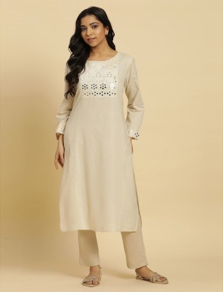 Linen Kurti Set in White #Kurti, #Ad, #Linen, #White, #Set #AFF | Long kurti  designs, Kurti designs, Kurti neck designs