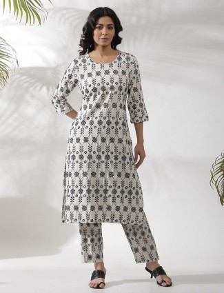 W off-white floral embroidery kurti with pant