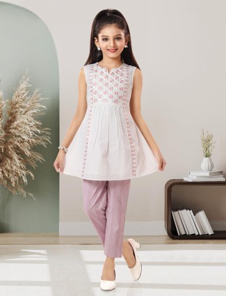 White and pink embroidery cotton kurti with pant