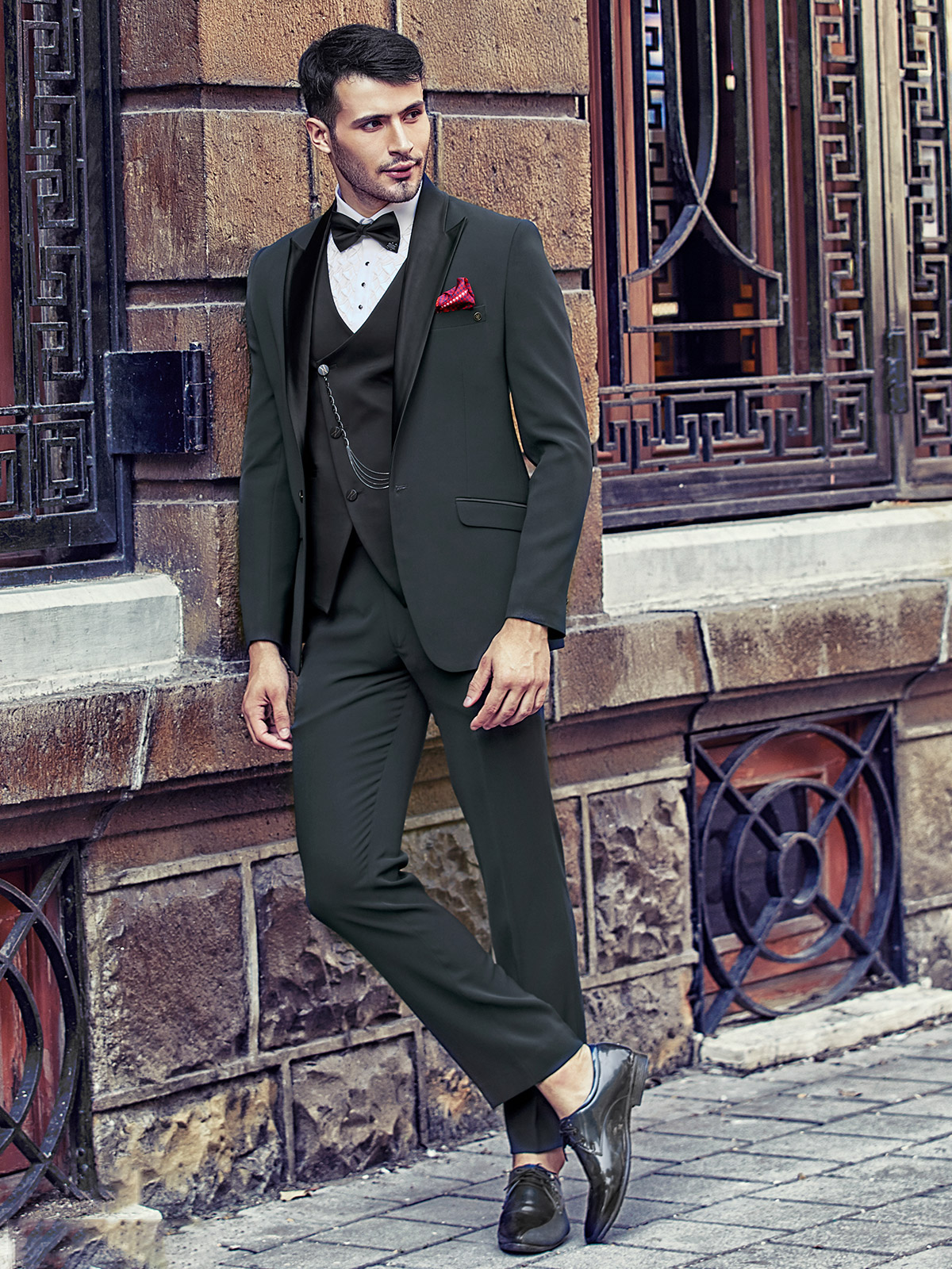 Style By Rowan Row (adsbygoogle = window.adsbygoogle ||… | Formal men  outfit, Blue suit men, Mens outfits