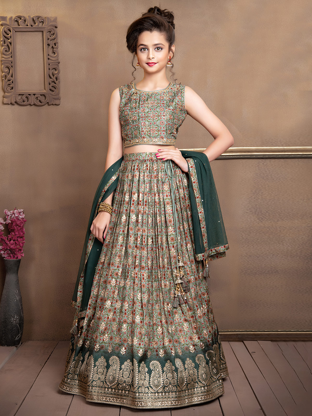 Crepe Silk Trendy Floral Wedding Lehenga Choli | New dress for girl,  Western dresses for girl, Gowns for girls