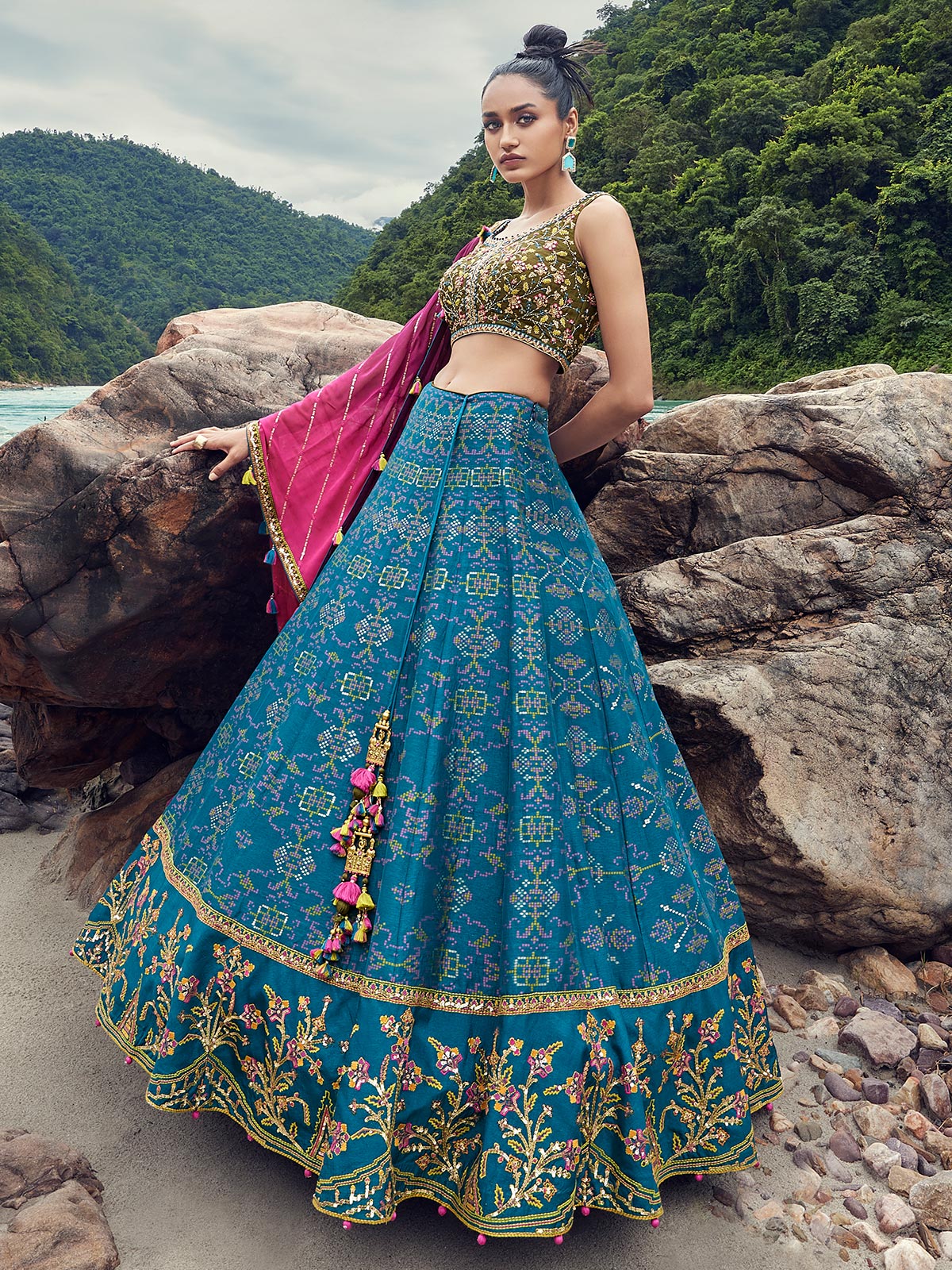 Wedding Lehenga Idea: 10 stunning lehengas for your wedding which are not  from Sabyasachi | Times of India