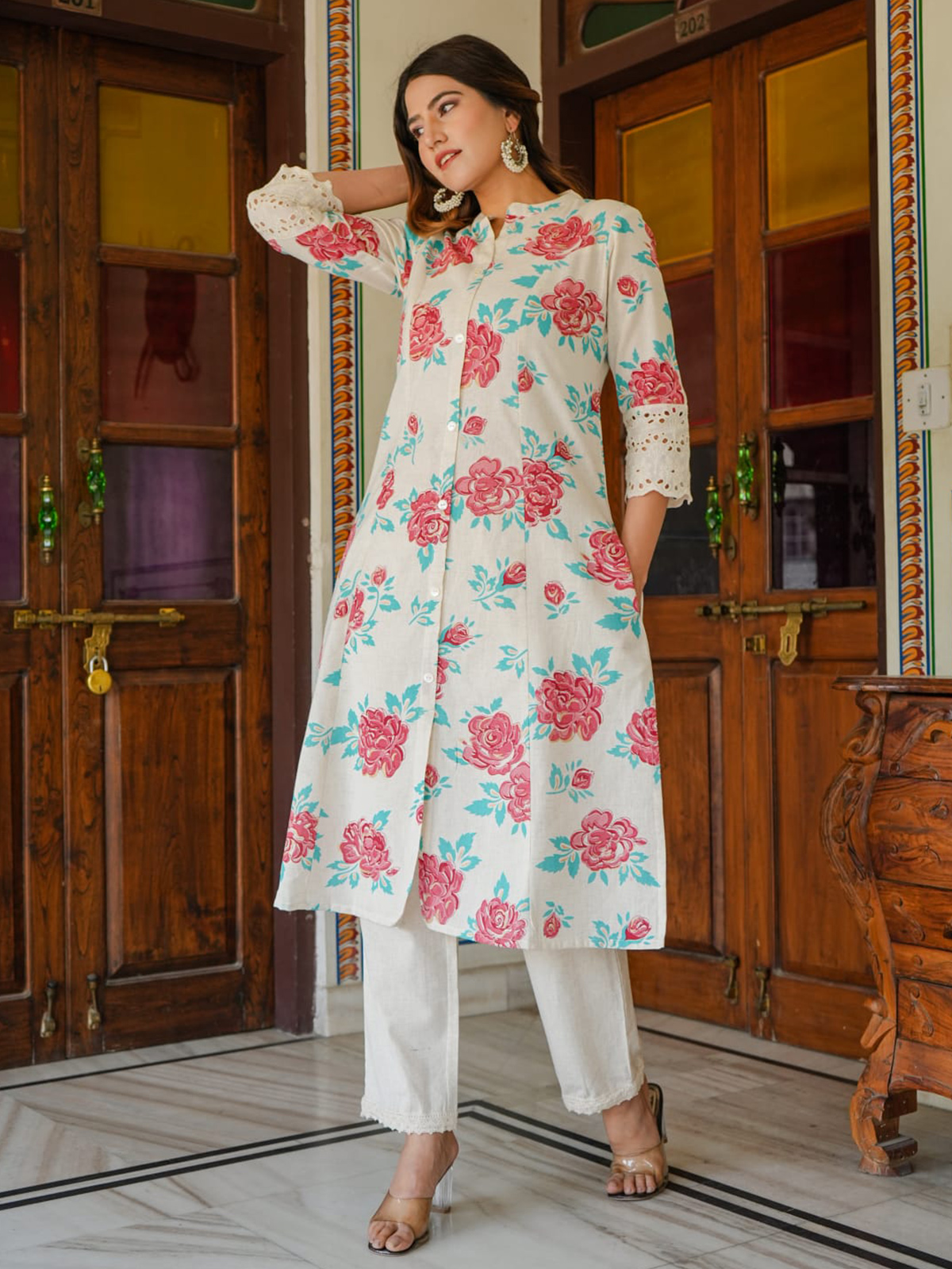 Straight 3/4th Sleeve Kurti, Size: Up To XXL at Rs 580 in Surat | ID:  20948478348